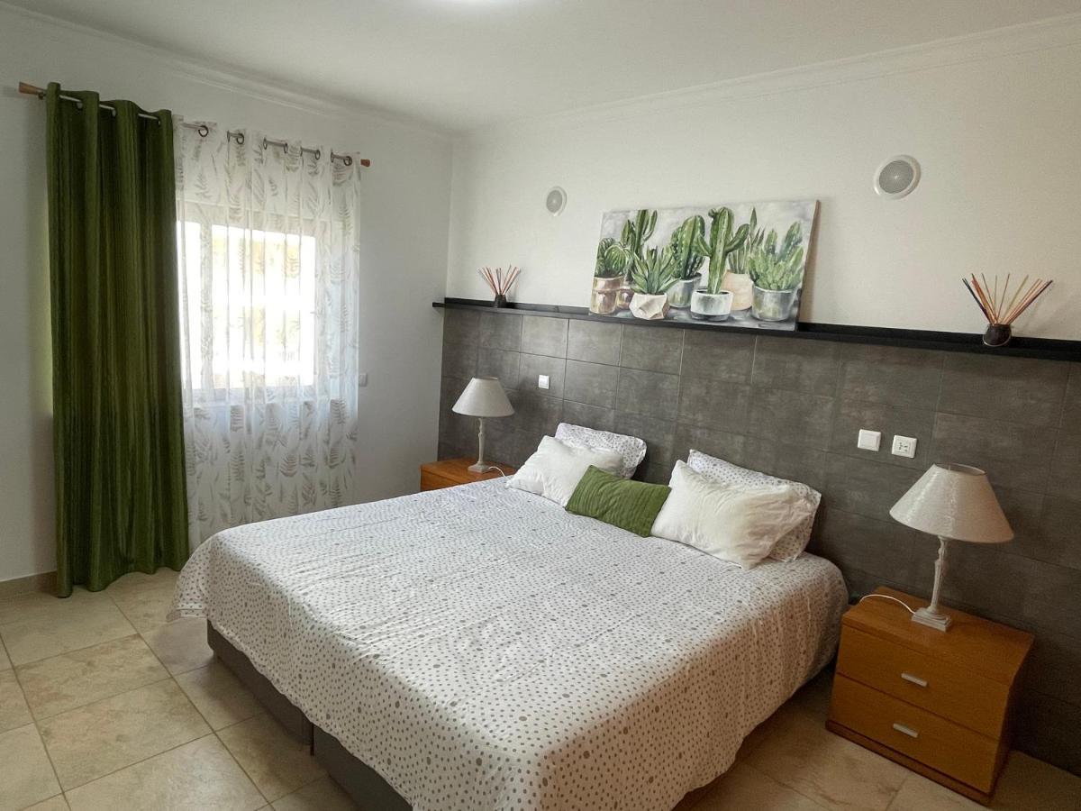 Lucas House 3 - Garden Apartment Lagos Extérieur photo